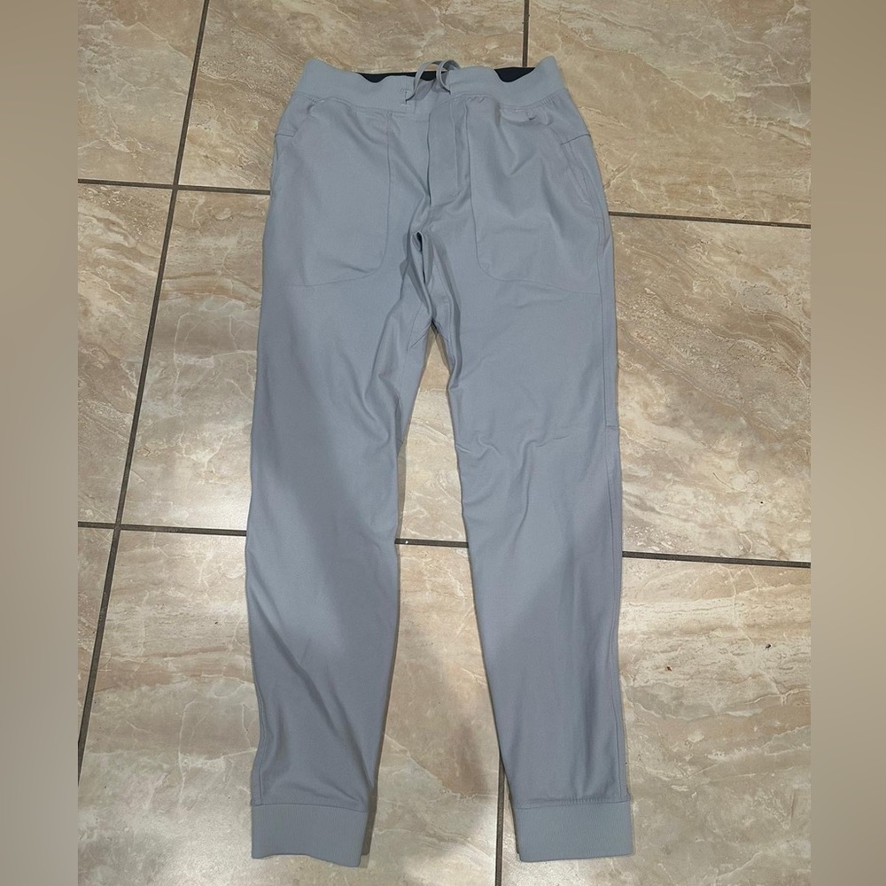 Silver drop Lululemon ABC Jogger size M